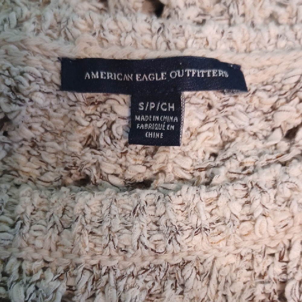 American Eagle Outfitters Cream Crew Neck Sweater with Relaxed Fit - Picture 3 of 8